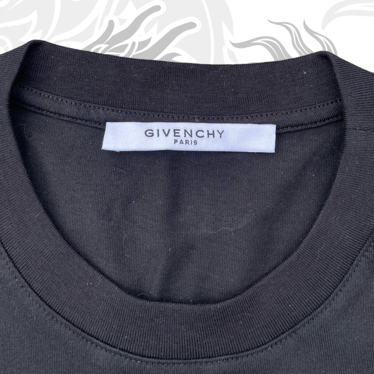 Givenchy T-Shirt